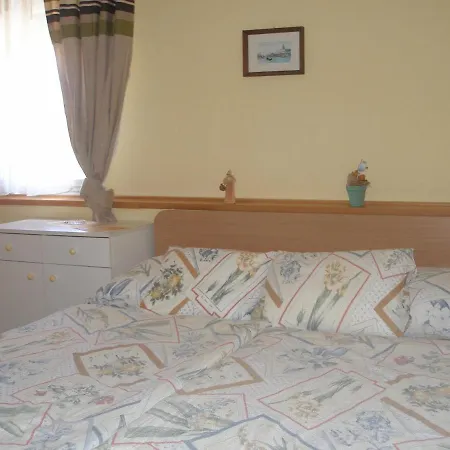 In 19455 Prázdninový dům