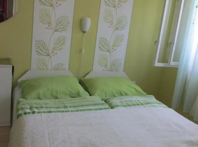 In 19455 בית נופש *