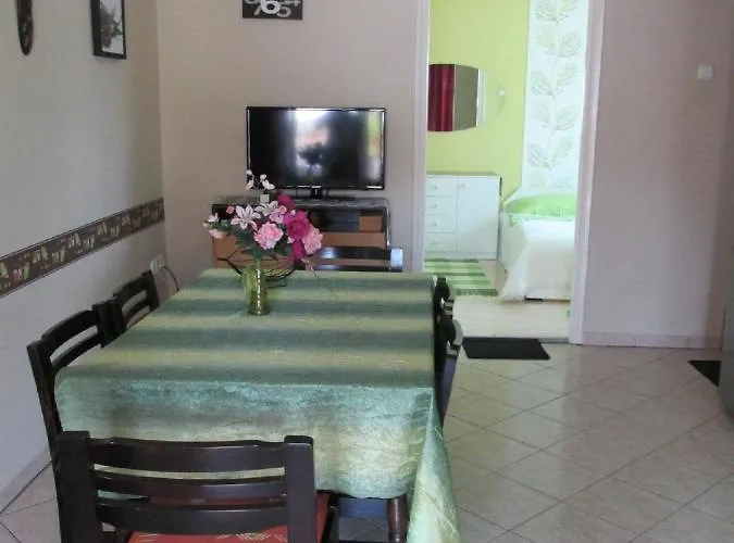 בית נופש In 19455