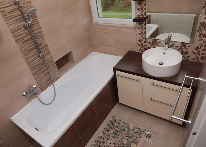 In 19455 * Balatonkeresztúr