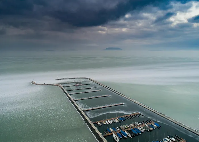 In 19455 Balatonkeresztúr